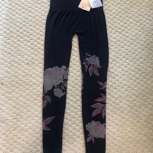 Flattering Flowery Leggings